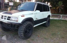 Suzuki Vitara 2002 model manual transmission all power