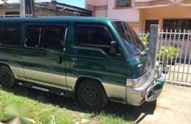 RUSH Nissan Urvan Escapade 1999