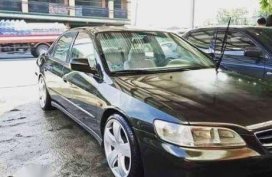 Honda accord 2000 MT