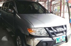 FS: Isuzu Crosswind 2010 model