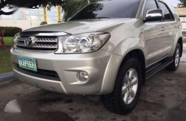 Toyota Fortuner G 2011 AT D4D Diesel Engine 4x2