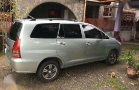 Toyota Innova E 2006