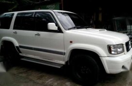 Isuzu Trooper 4x4 1999 MT White For Sale
