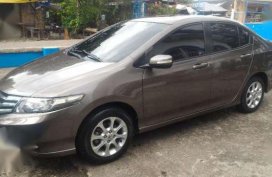 Honda City 2013 MT Beige Sedan For Sale
