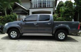 2010 Toyota Hillux G 4x4 AT Gray For Sale
