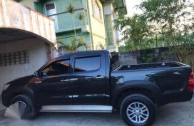 Toyota Hilux 4x2 2012 2.5 MT  Black For Sale
