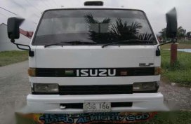 Isuzu elf 4hf1 wide 16 ft