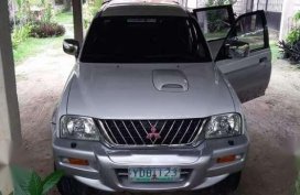 Mitsubishi Strada
