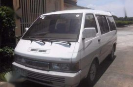 Nissan Vanette Grand Coach 1999 MT White 