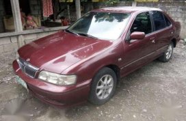 Nissan Sentra Exalta 2000 1.6 AT Red For Sale