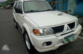 Mitsubishi Montero 2005 AT White For Sale
