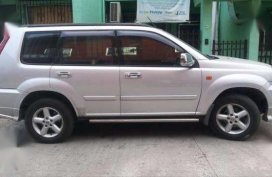 Nissan X-trail 2013 AT Silver SUV For Sale