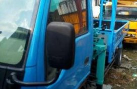 Isuzu Elf 2 tons 4 section boom truck for sale