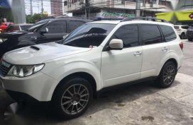 Subaru Forester 2.5 XT (09)