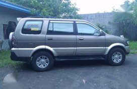 Isuzu Crosswind 2011 MT Gray For Sale