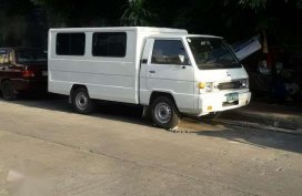 Mitsubishi L300 FB 2012 Exceed MT White 