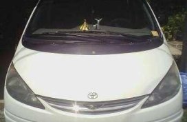 Toyota Previa Estima 2000 AT White For Sale