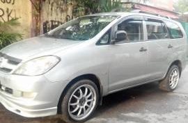 2007 TOYOTA INNOVA E silver for sale 