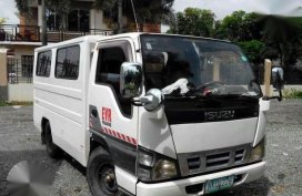 2009 Isuzu Elf 4JJ2 FB Type Body
