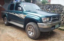 For sale 2001 Hilux SR5 4X4