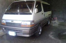 Toyota Hi-ace super custom