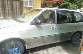 For sale Kia Carnival park