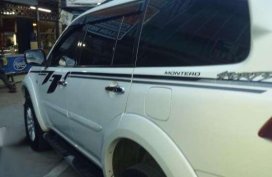 2011 Montero GSL- V AT