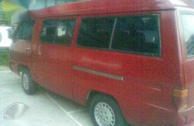 Mitsubishi L300 Versa Van