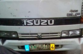 Fresh Isuzu Elf Doubletire MT White For Sale