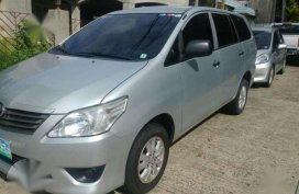 FIRST OWNED 2012 Toyota Innova FOR SALE