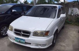 GOOD RUNNING Hyundai Trajet 2005 FOR SALE 