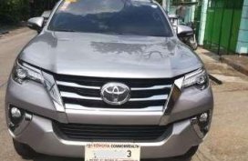 Toyota Fortuner 2016 V 4x2 AT 4900 Mileage crv montero fortuner 2017