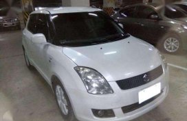 Suzuki Swift 2007 1.5 AT White HB For Sale