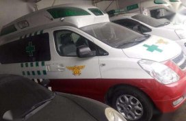Hyundai Grand Starex Ambulance MT White 
