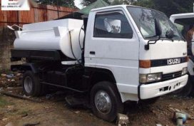 4x4 Isuzu Elf Tanker
