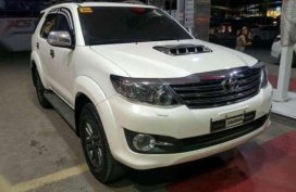 Toyota Fortuner 2016 AT V 4x2 White For Sale