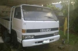 Isuzu Elf Truck good as new for sale 