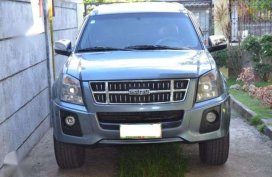 Isuzu Alterra Urban Cruiser X 2013 Manual Trans for sale
