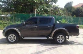 2011 hyundai grand starex and 2012 Mitsubishi Strada MT for sale