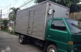 Isuzu Elf NPR closed van 16 ft for sale