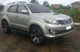 Toyota Fortuner 2013 Look Diesel AT for sale 