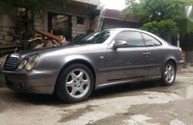 Mercedes Benz CLK 320 sedan grey for sale 