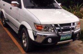 Isuzu Sportivo 2011 MT White SUV For Sale