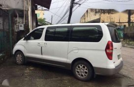 Hyundai Grand Starex gold 2011 very fresh for sale 