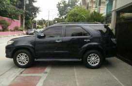 2012 Toyota Fortuner G 2.5 AT Black For Sale