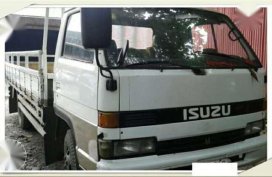 Isuzu elf wide 17ft.cargo truck for sale 