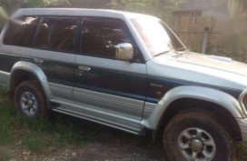 Mitsubishi Pajero 2800 SUV silver for sale 