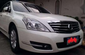 Nissan Teana XL Pearl White