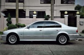 BMW 523i e39 (525i look) sedan for sale 
