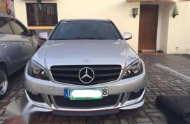 Mercedes Benz C200 good as new for sale 